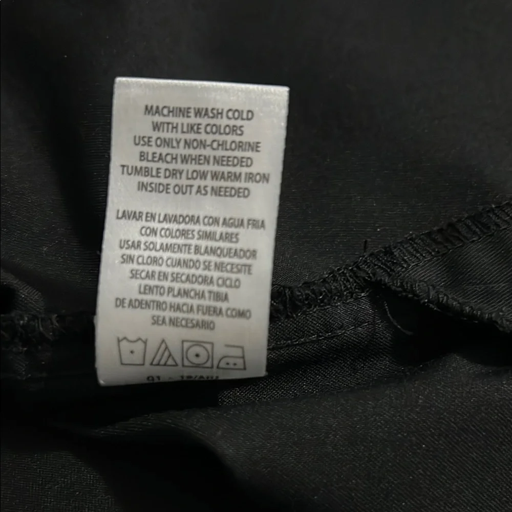 Purple Label by Healing Hands - Women's Black scrub jacket, size M - Picture 8 of 8